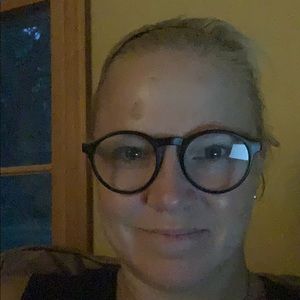 Meet your Posher, Carolyn